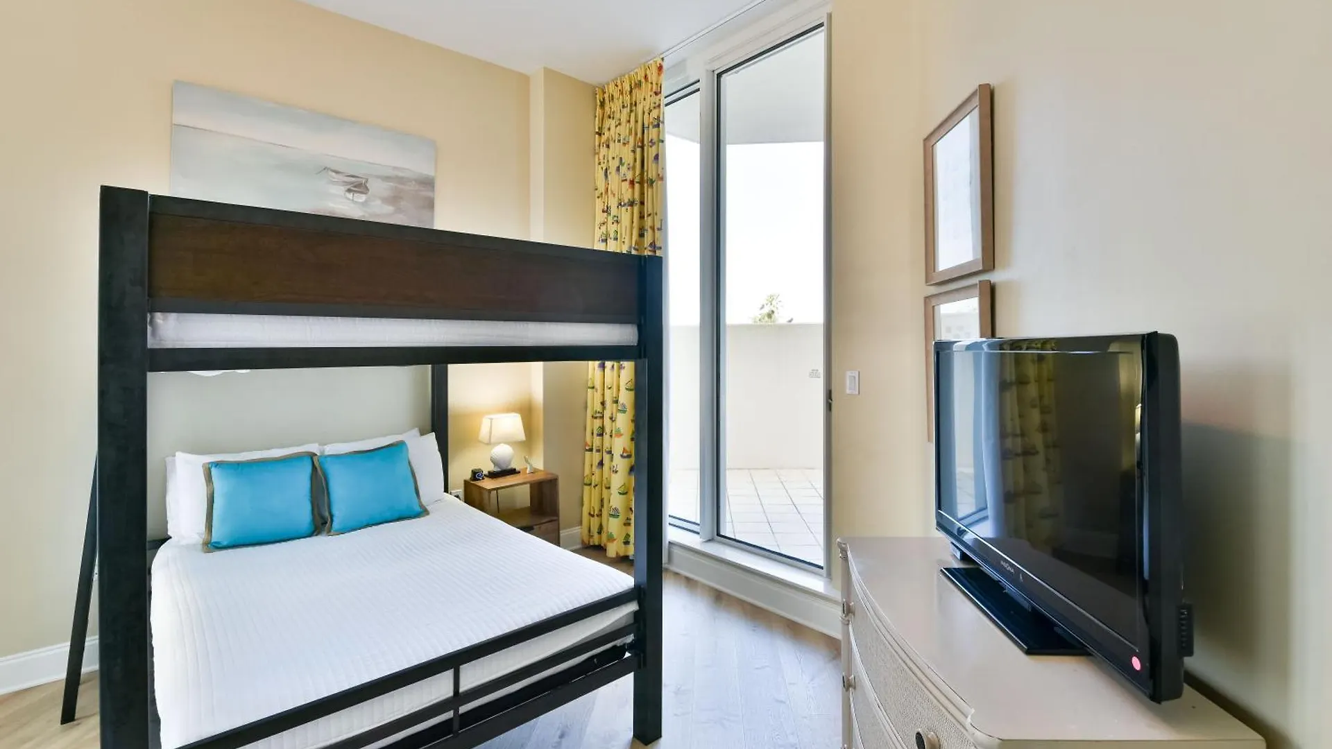 Silver Beach Towers W206 Destin Apartment